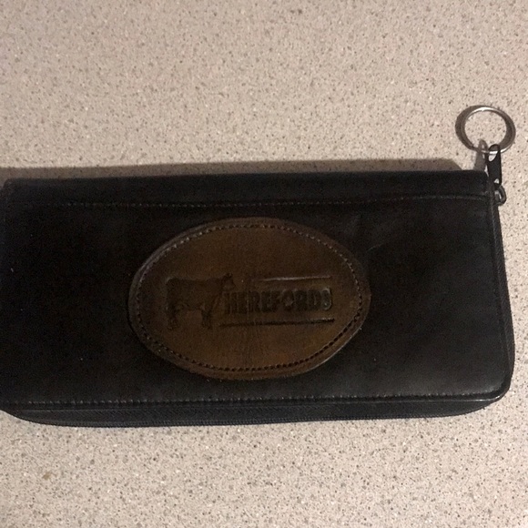 NWOT leather passport wallet - Picture 2 of 10